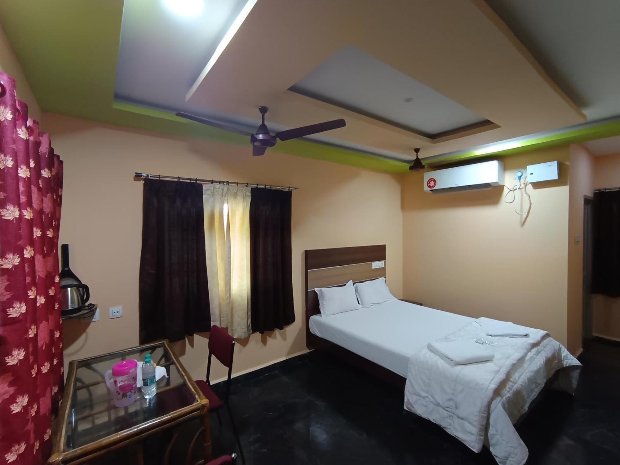 Sri Murugan Beach Paradise Hotel Mahabalipuram Εξωτερικό φωτογραφία