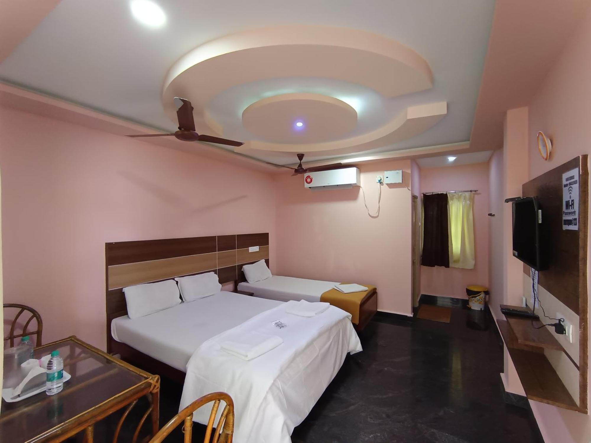 Sri Murugan Beach Paradise Hotel Mahabalipuram Εξωτερικό φωτογραφία
