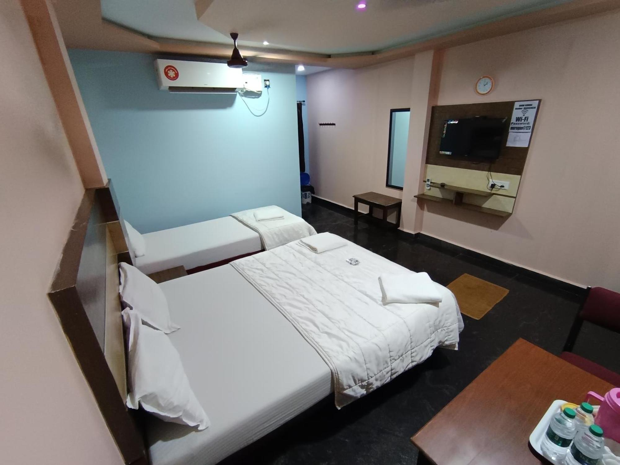 Sri Murugan Beach Paradise Hotel Mahabalipuram Εξωτερικό φωτογραφία