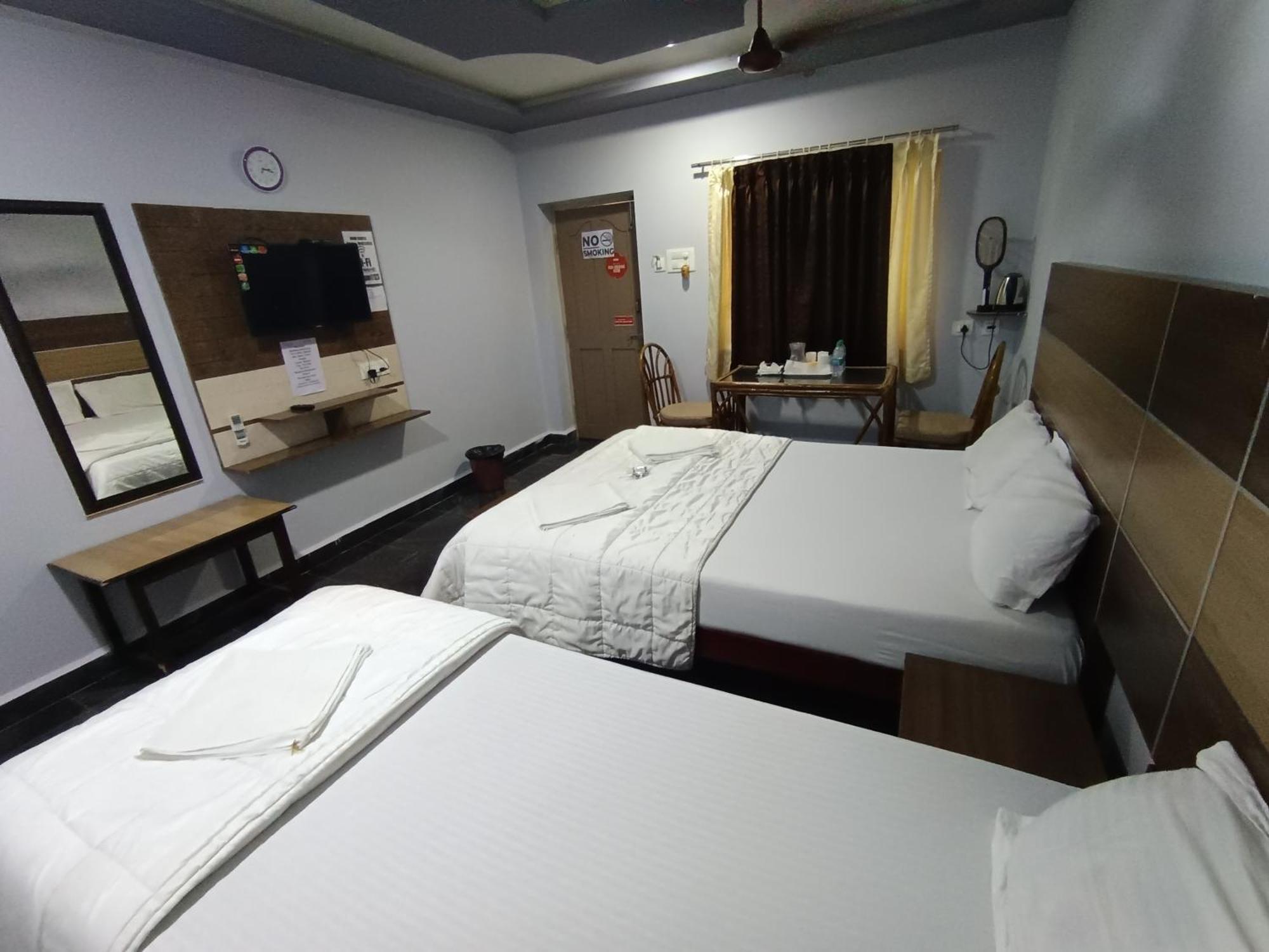 Sri Murugan Beach Paradise Hotel Mahabalipuram Εξωτερικό φωτογραφία