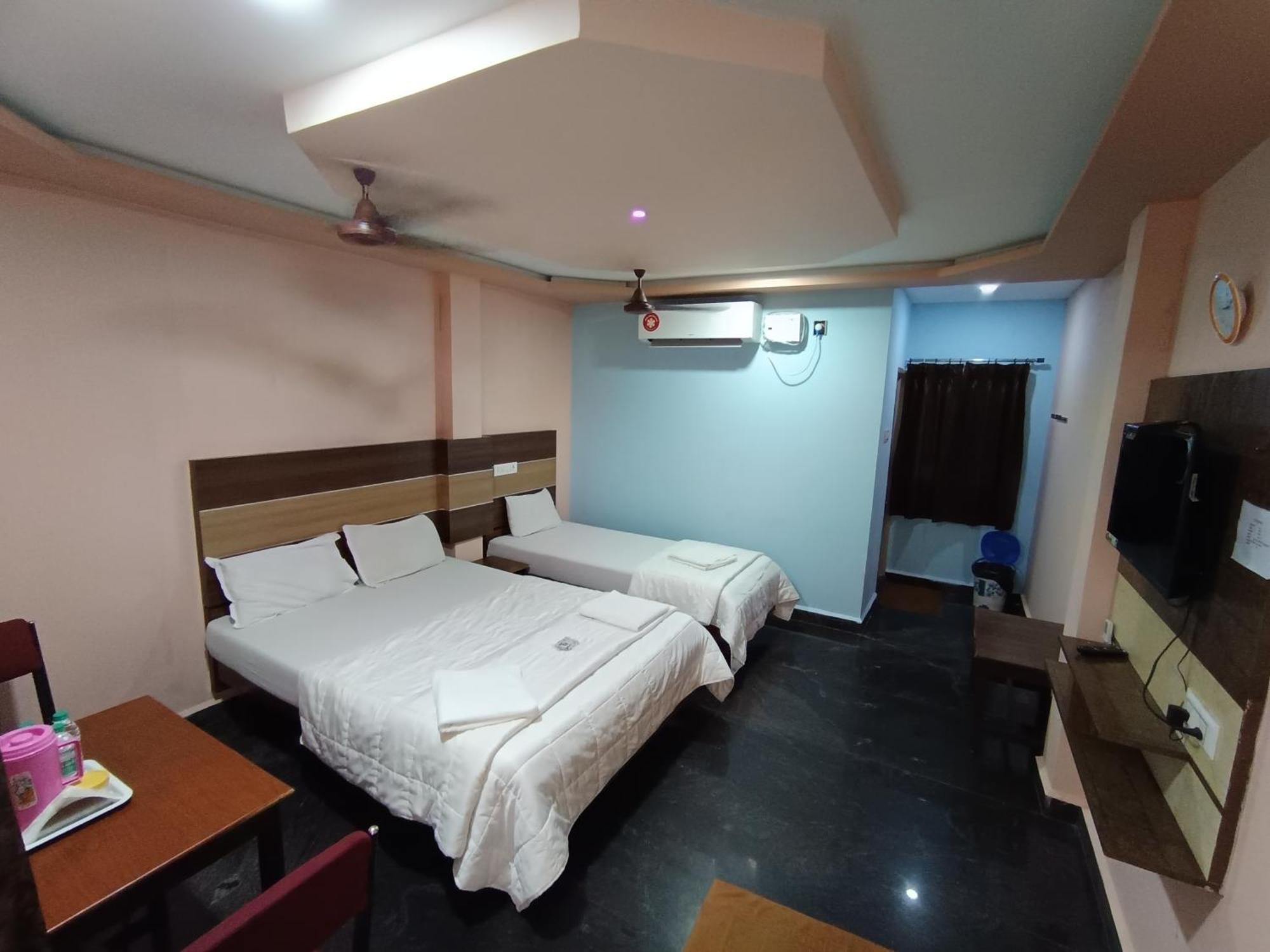 Sri Murugan Beach Paradise Hotel Mahabalipuram Εξωτερικό φωτογραφία