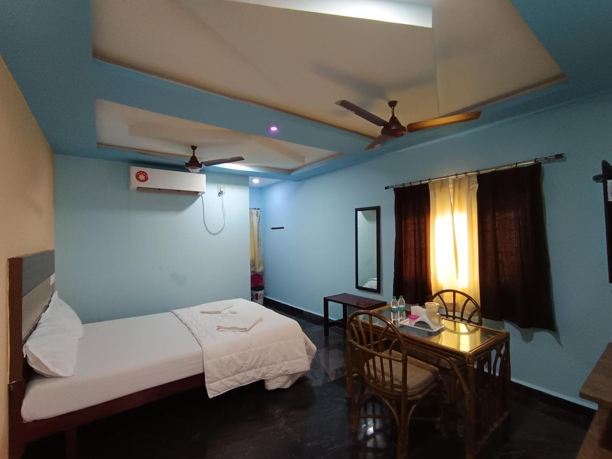 Sri Murugan Beach Paradise Hotel Mahabalipuram Εξωτερικό φωτογραφία