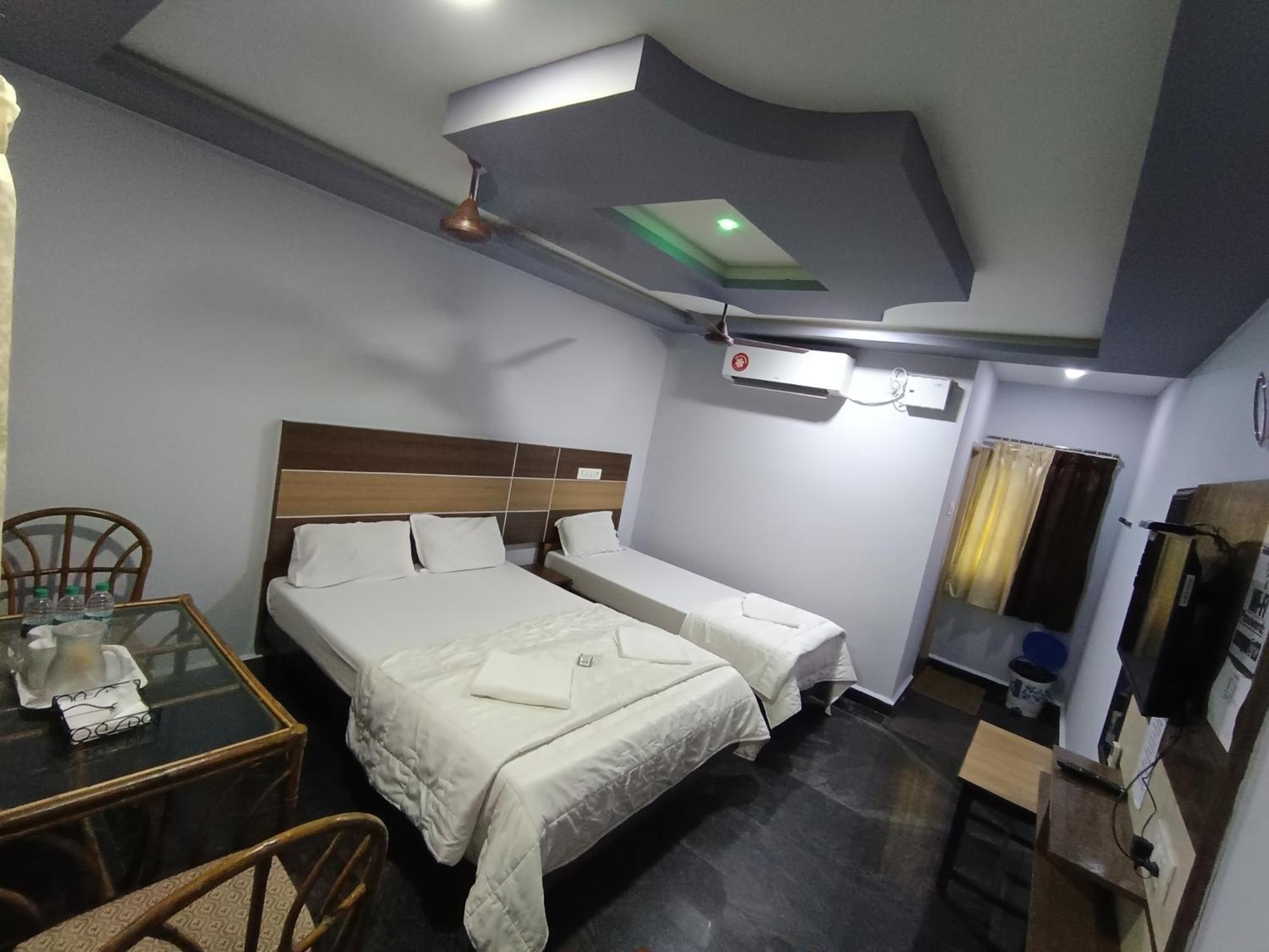 Sri Murugan Beach Paradise Hotel Mahabalipuram Εξωτερικό φωτογραφία