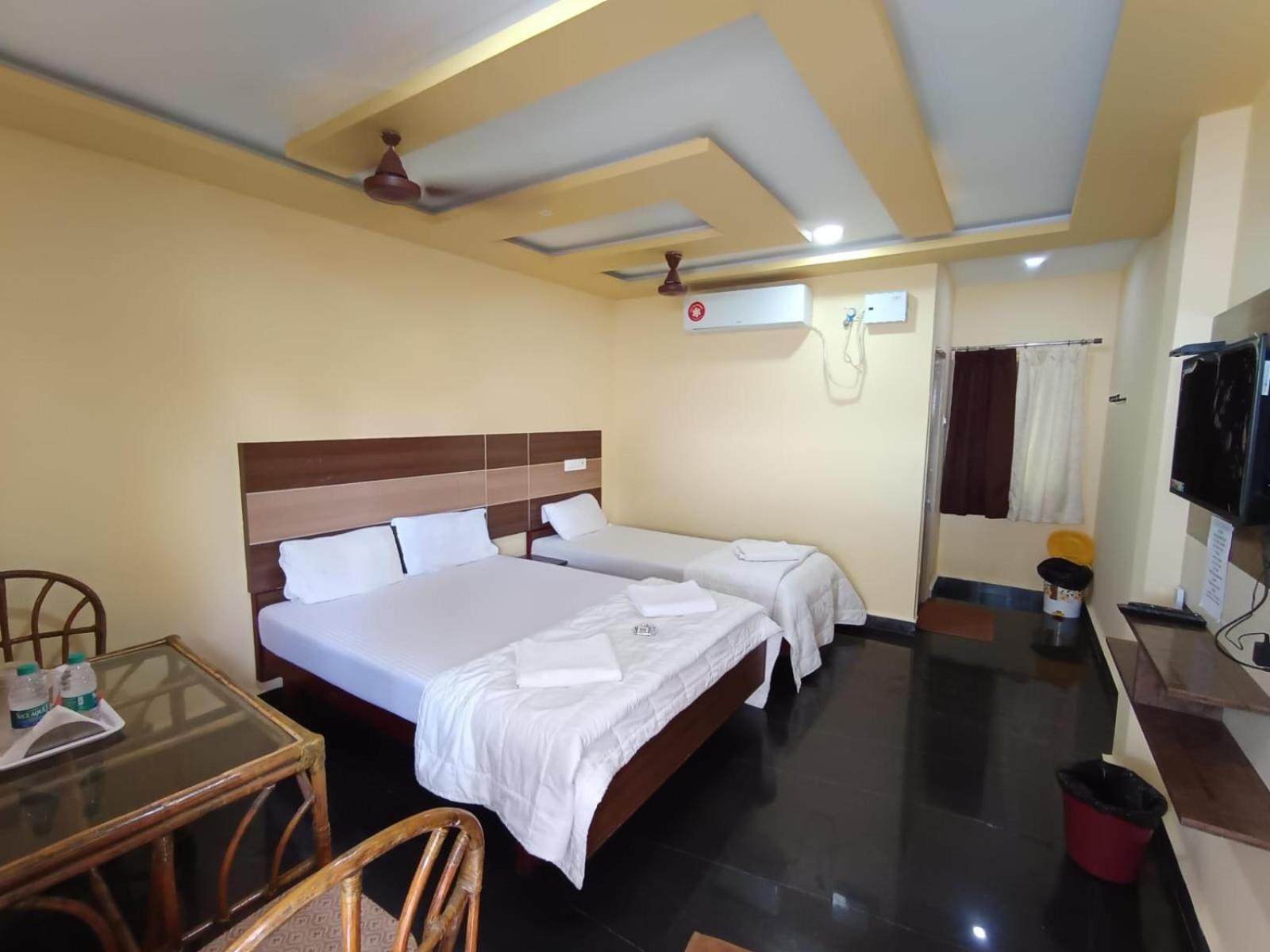 Sri Murugan Beach Paradise Hotel Mahabalipuram Εξωτερικό φωτογραφία