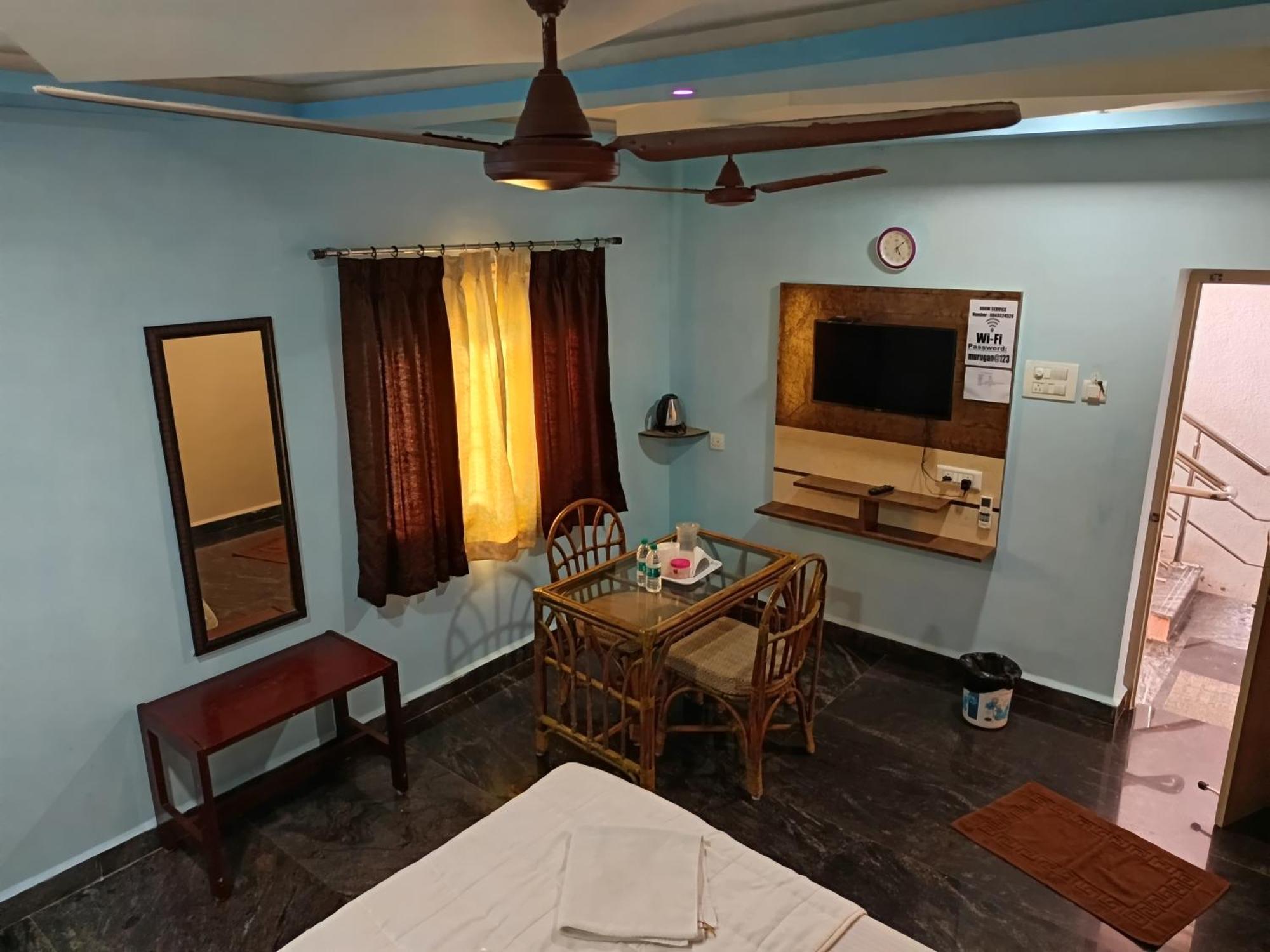 Sri Murugan Beach Paradise Hotel Mahabalipuram Εξωτερικό φωτογραφία