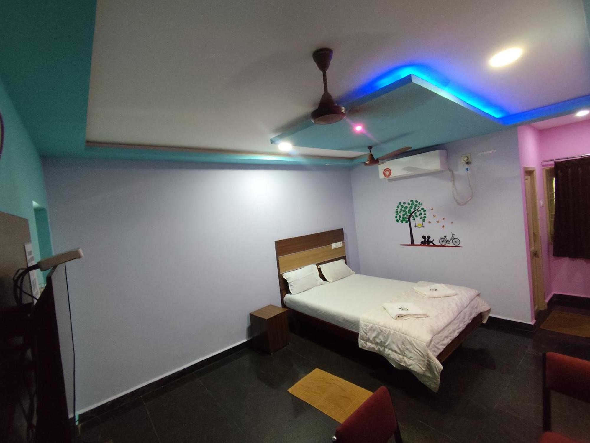 Sri Murugan Beach Paradise Hotel Mahabalipuram Εξωτερικό φωτογραφία