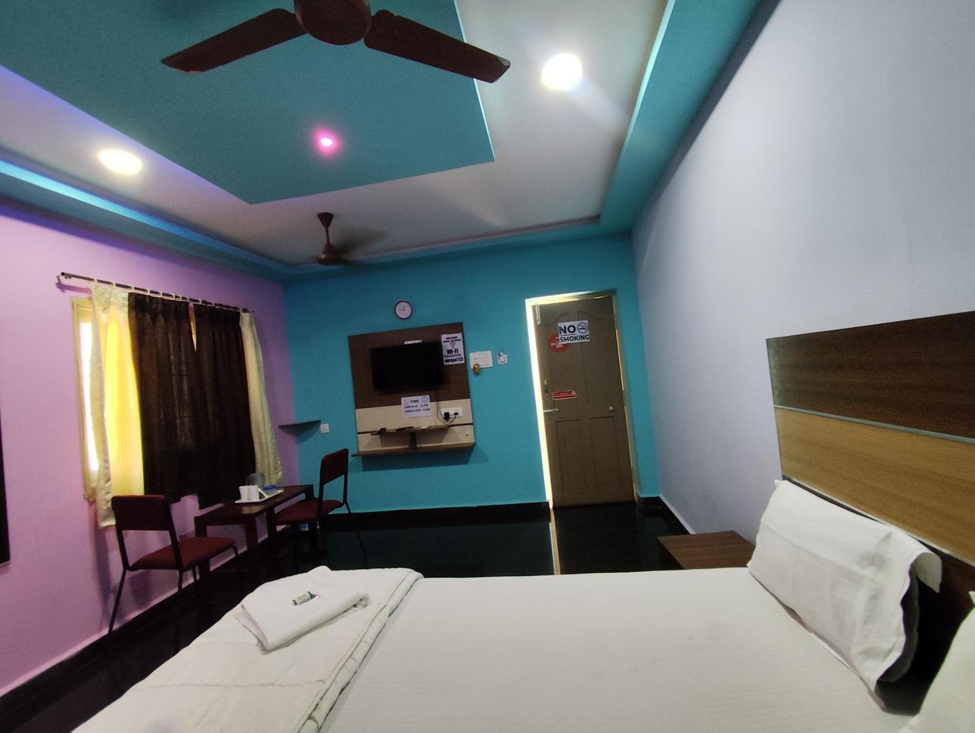Sri Murugan Beach Paradise Hotel Mahabalipuram Εξωτερικό φωτογραφία